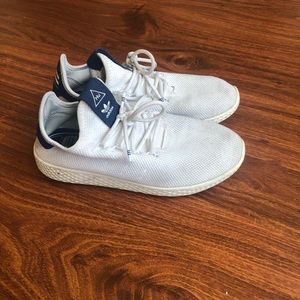 🔹Used Adidas size 7🔹